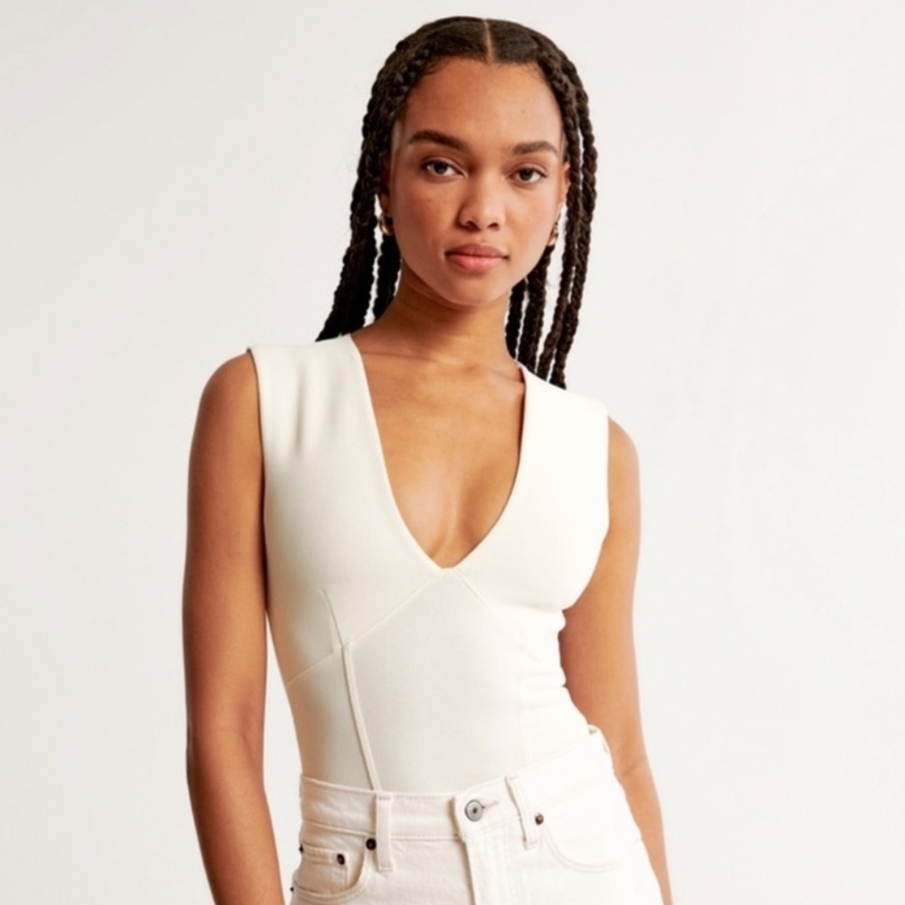 Abercrombie & Fitch Cream V-Neck Sleeveless Bodysuit